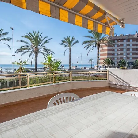 Apartment R113 Beachfront Romeu