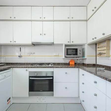 R113 Beachfront Romeu