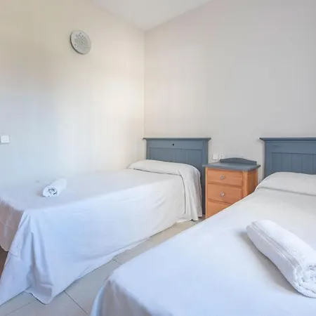 Apartment R113 Beachfront Romeu